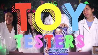 Toy Testers! Sing Along Elsa