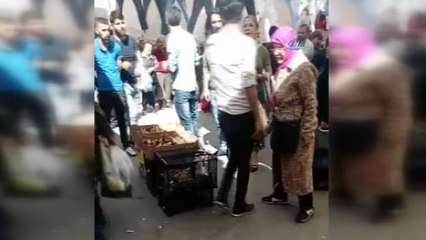 Kadıköy’de hayvansever kadınla ‘civciv’ satıcısı arasında arbede kamerada