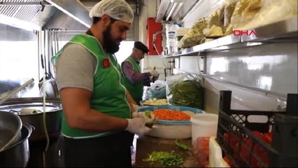 Hatay İhh'dan, Tahliye Edilen Doğu Gutalı Ailelere Sıcak Yemek