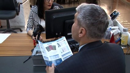 Vatandaş yeni dönem kimlik, ehliyet ve pasaport işlemlerine yoğun talep gösterdi