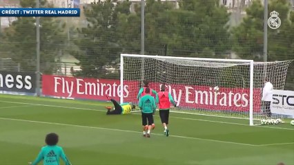 CR7 remet un retourné à l'entraînement !