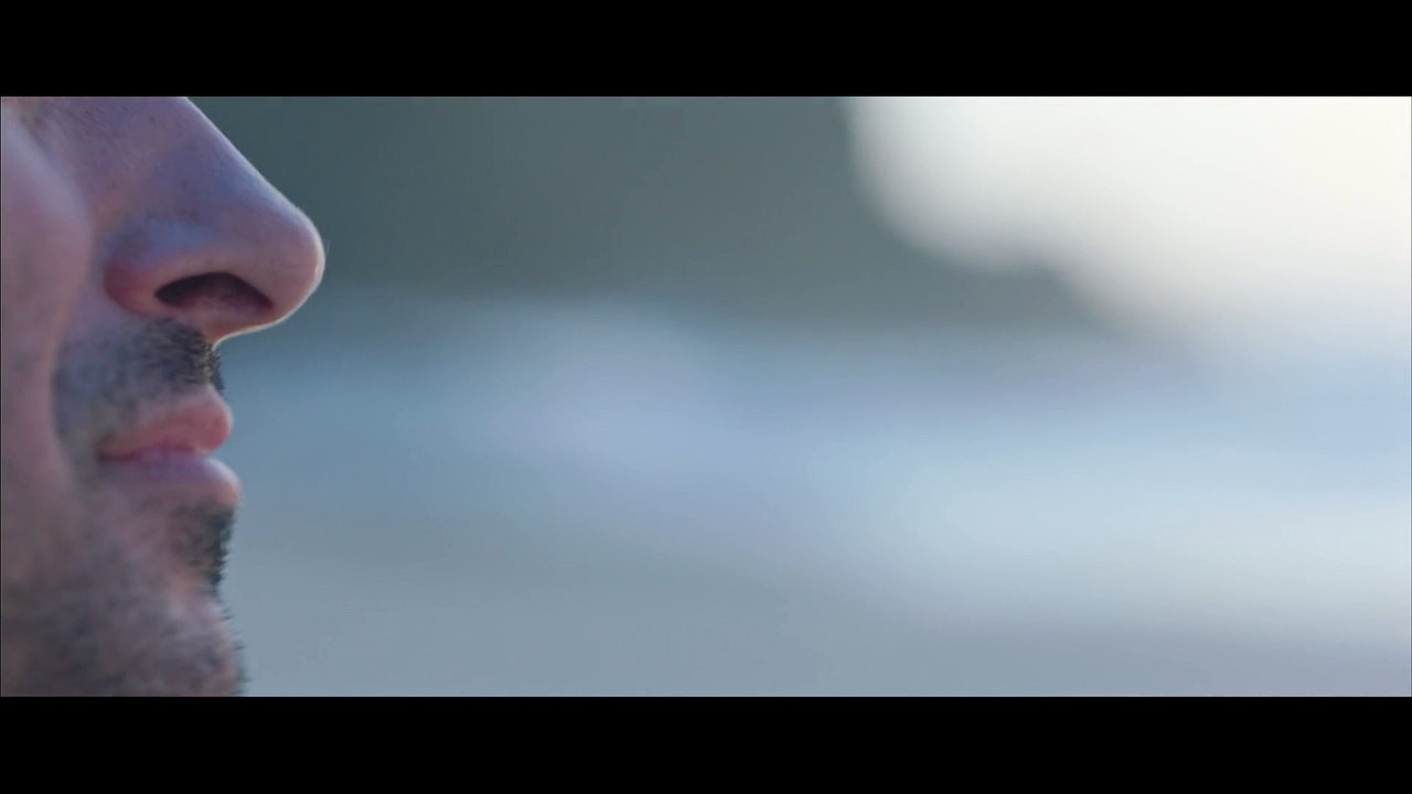 Téaser tráiler de "Solo", dirigida por Hugo Stuven y protagonizada por Alain Hernández y Aura Garrido