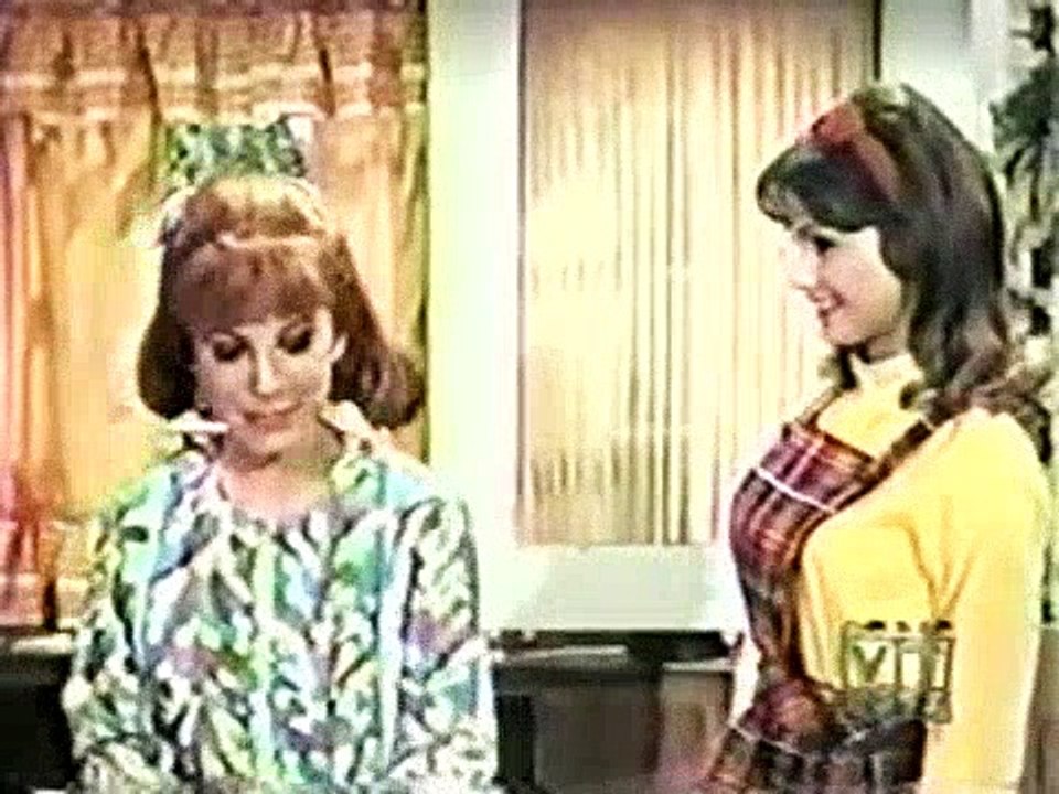 Petticoat Junction S06E14 The Ballad Of The Everyday Housewife