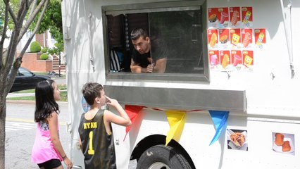 Children Kidnap Experiment With Ice Cream!
