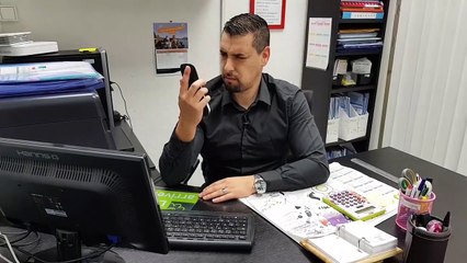 Quand tu tombes sur le pire des services client du bled ! Via Les Freres Show