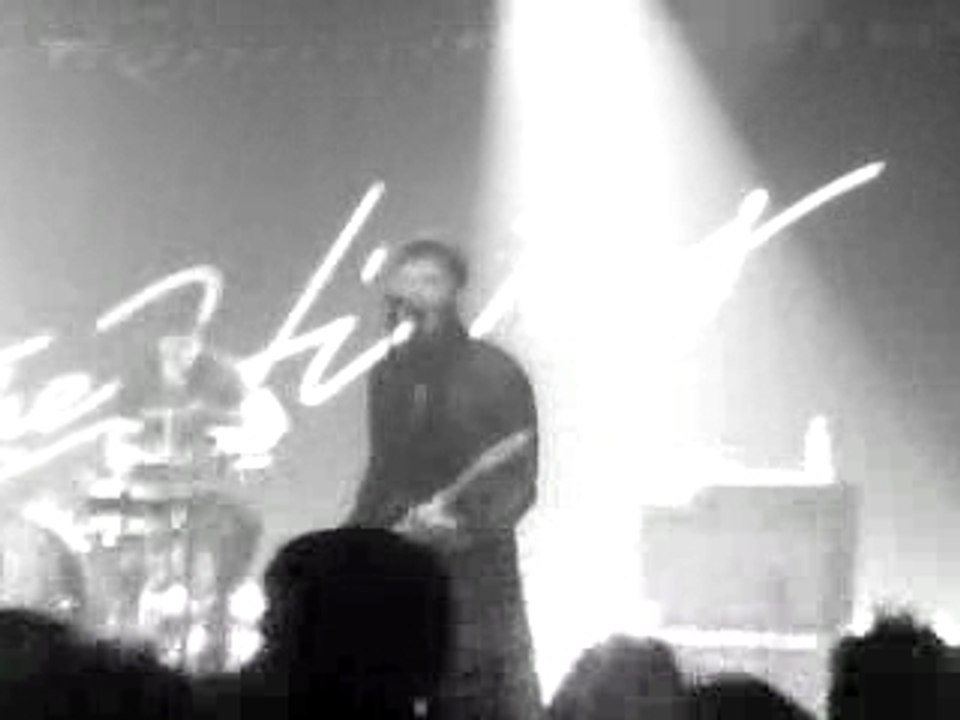 THE HIVES-TICK TICK BOOM @ Bataclan