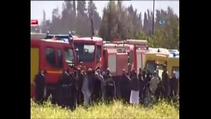 Cezayir’de askeri uçak düştü: Yüzlerce ölü var