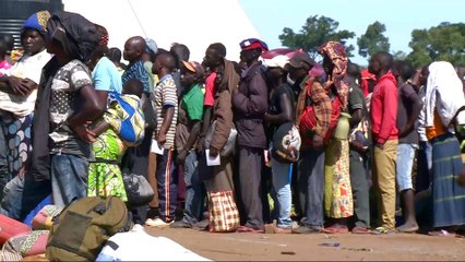 Thousands flee fighting in eastern DR Congo to Uganda
