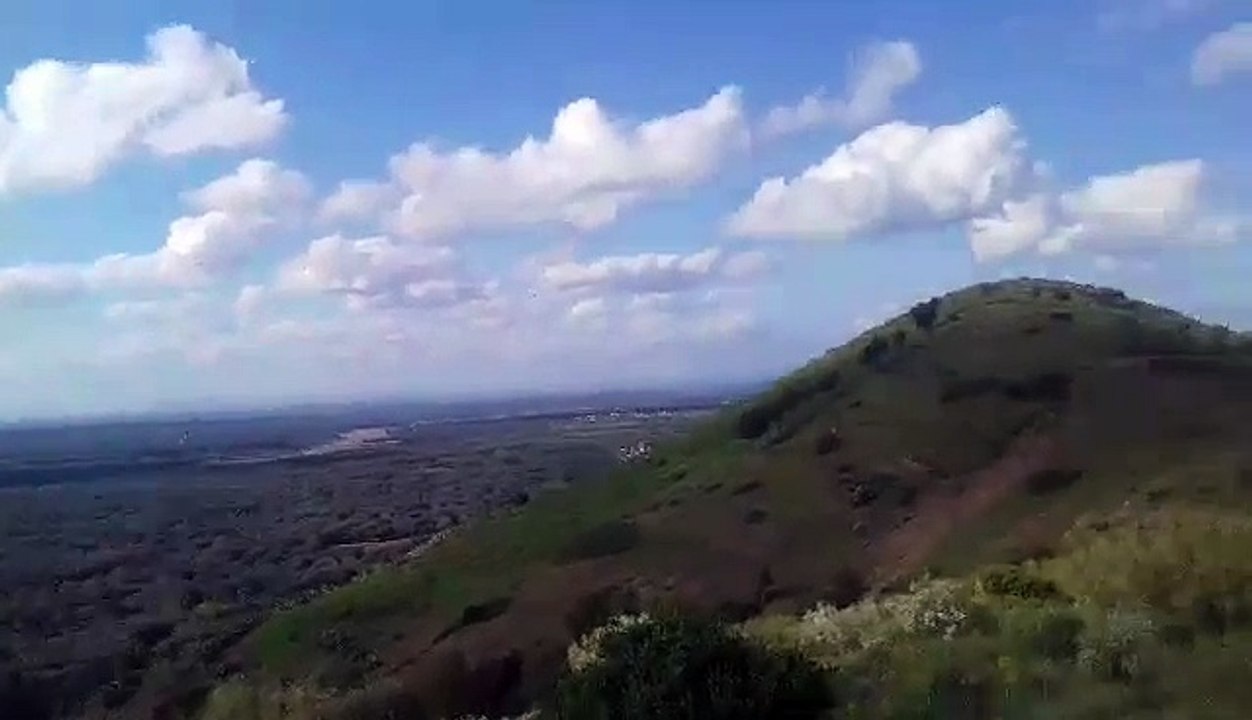 Vue sur la vallée de l'Oued Ourika et les collines environnantes de Tnine-Ourika
