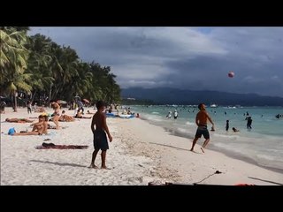 Boracay in chaos as shutdown looms