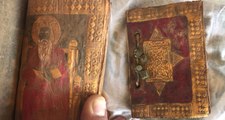 Aksaray'da Yüzlerce Yıllık Tarihi İncil Ele Geçirildi