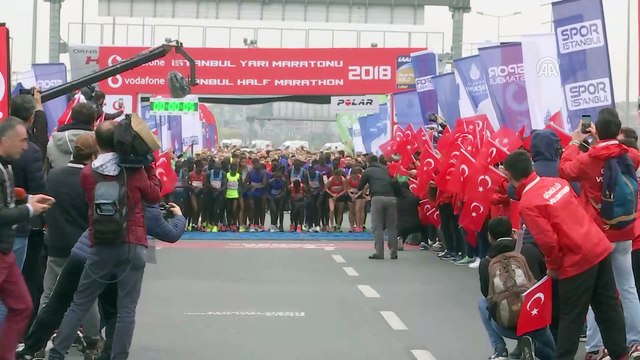 Vodafone 13. İstanbul Yarı Maratonu - İSTANBUL