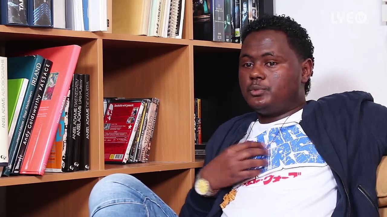 LYE.tv - Nesh Nesh - መዘንግዕ ካሜራ Part1 - LYE Eritrean Comedy 2018