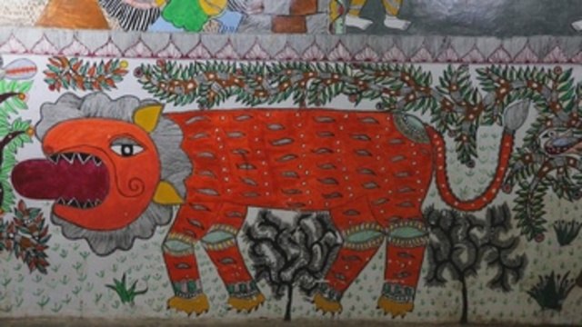 Pinturas tradicionales atraen turistas a una olvidada estación de tren india