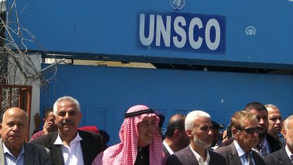 Gazze'deki gazeteciler Murteca'nın şehit edilmesini protesto etti