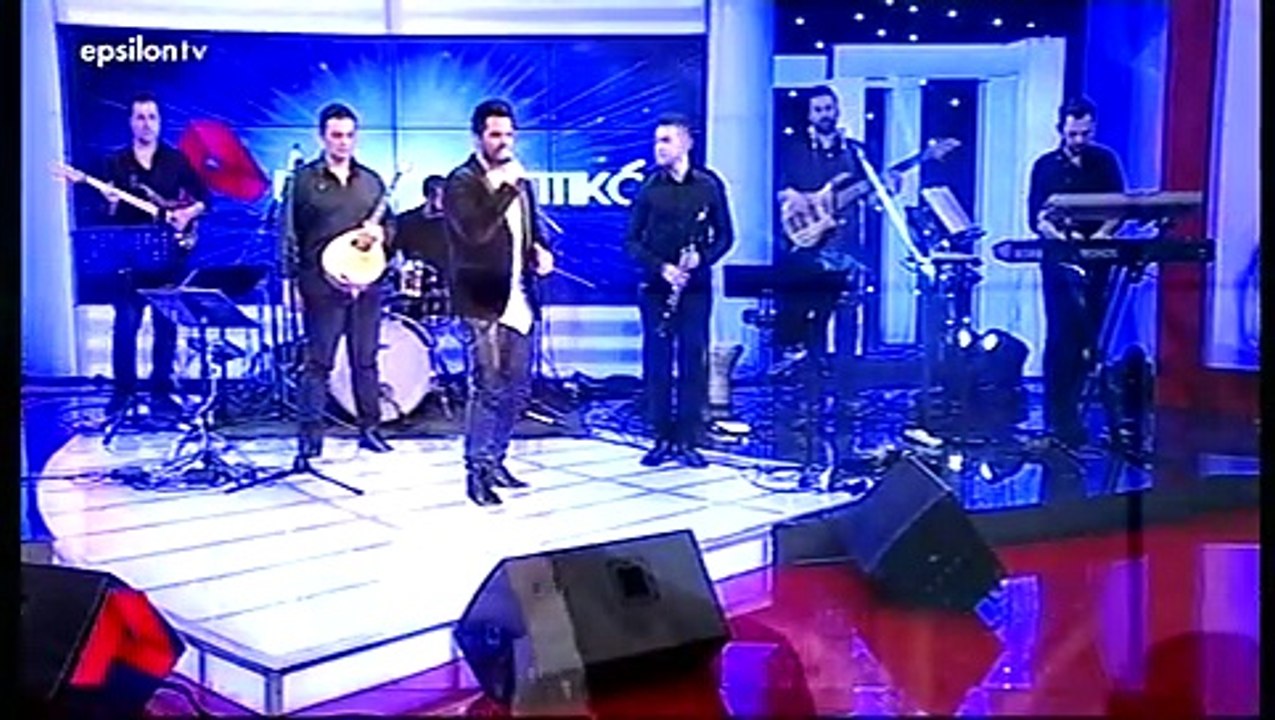 «Λύγισε» η Νάνσυ Νικολαΐδου κατά τη διάρκεια της εκπομπής Αποκαλυπτικά