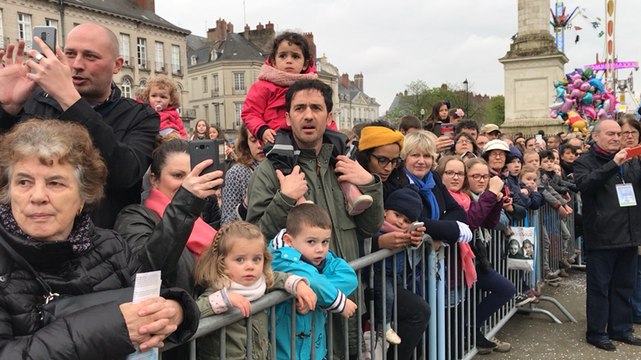Le défilé des chars au carnaval