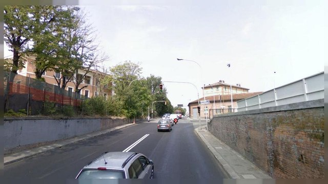 Bologna: il centro città chiuso per una bomba