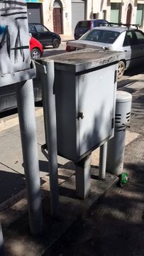 Andria: rifiuti abbandonati in via Annunziata vanno a fuoco accanto alla cabina del gas