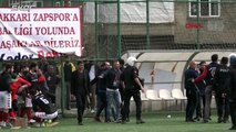 Hakkari’de futbol maçı sonrası olaylar çıktı