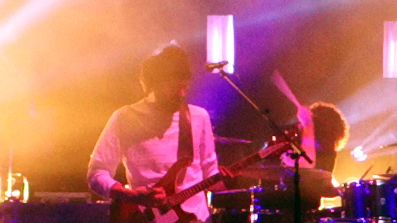 Kasabian - You're In Love With a Psycho