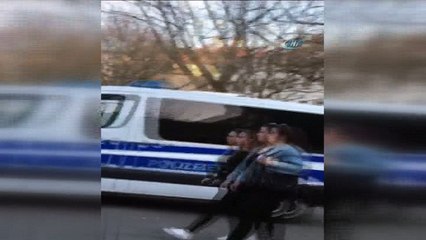 - Alman polisi, PKK yandaşlarına tepki gösteren Türk'ü ayaklar altına aldı