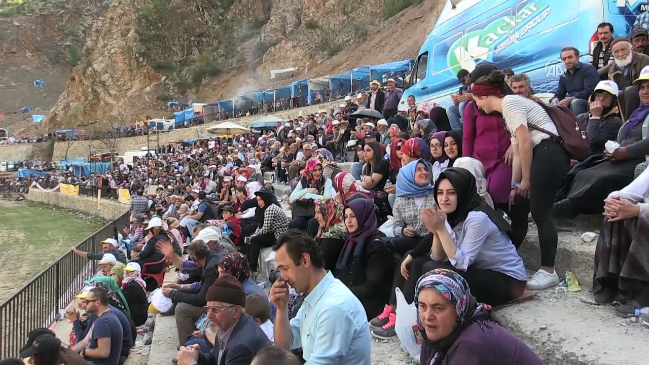 24. Yusufeli Sarıgöl Geleneksel Boğa Güreşleri - ARTVİN