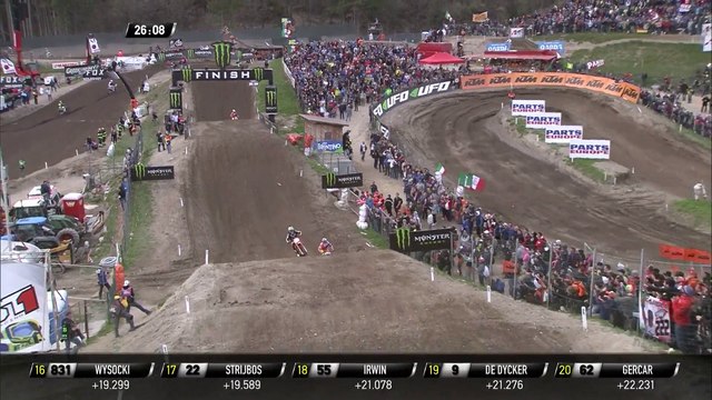 Jeffrey Herlings passes Antonio Cairoli - MXGP of Trentino