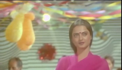 HUMEN AUR JEENE KI  CHAHAT