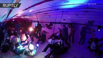 La primera discoteca sin gravedad celebra su primera fiesta en un avión