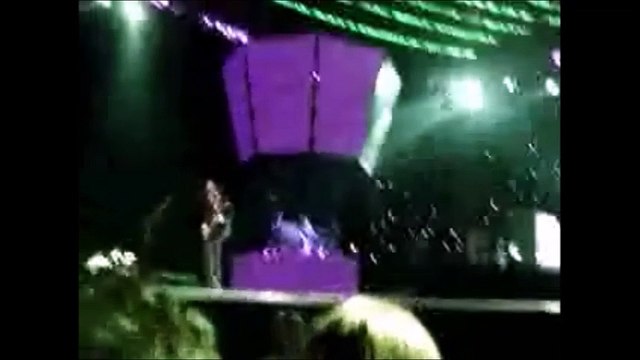 Muse - New Born, Toulouse Zenith, 10/30/2006