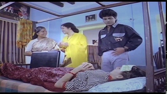 Sudharani's first impression comedy scenes | Kannada Comedy Scenes | Midida Shruthi Kannada Movie | A little bit of this a little bit of that