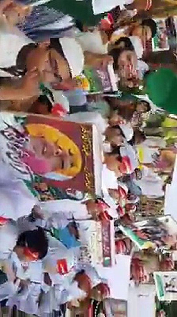 ⁣Students of Madrassa Made Quraani Chain in Karachi for Tribute of the Martyres of Qunduz Attack