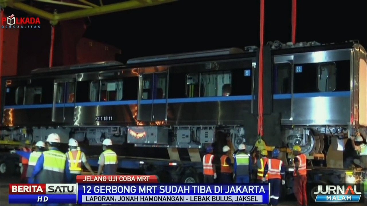 3 Gerbong MRT Tiba di Depo Lebak Bulus