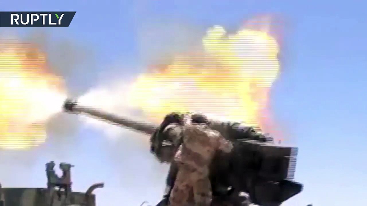 Tropas sirias combaten al EI en las montañas