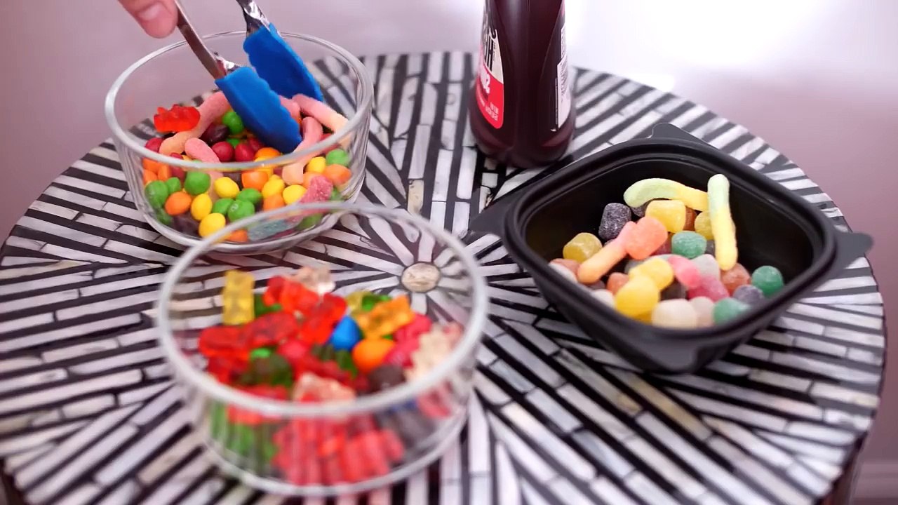 GIANT CANDY TACO!