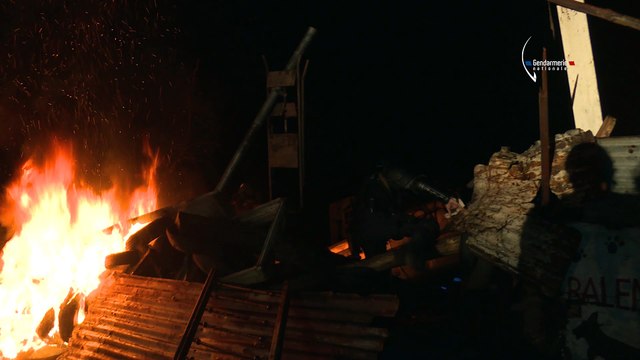 Notre-Dames-des-Landes : premières images de l'évacuation de la ZAD