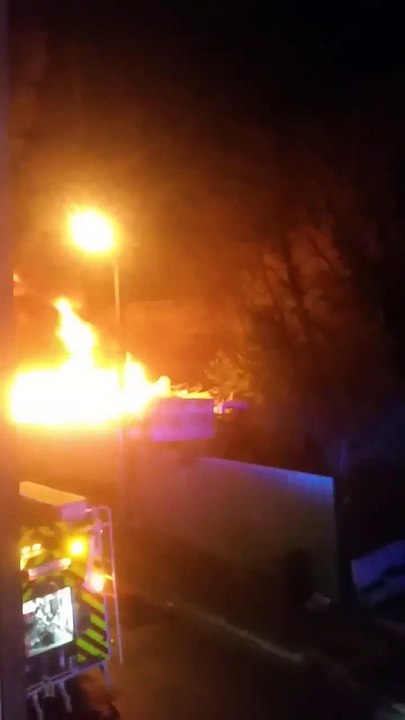 Important incendie à Recup 16  à Gond Pontouvre