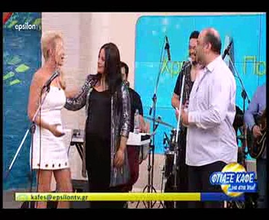 Τραγουδίστρια αποκάλυψε στην Καινούργιου: «Είμαι στον έβδομο μήνα και περιμένω κοριτισάκι»!