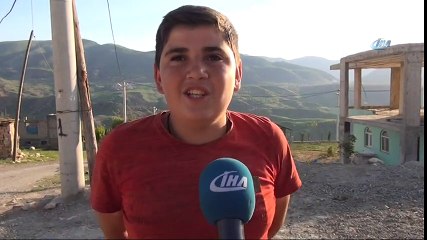 Teröristlerden Temizlenen Dağlarda Dev Türk Bayrağı Dalgalanıyor