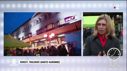 Grève à la SNCF : à Toulouse, les cheminots tentent de faire de la pédagogie