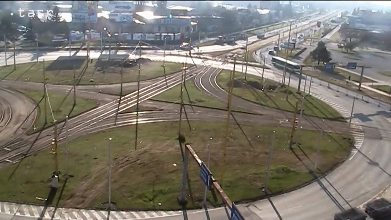 KOŠICE: Začala sa modernizácia električkových tratí na okružnej križovatke Moldavská