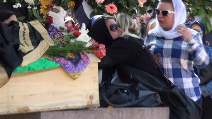 Trafik kazasında hayatını kaybeden 3 genç son yolculuklarına uğurlandı