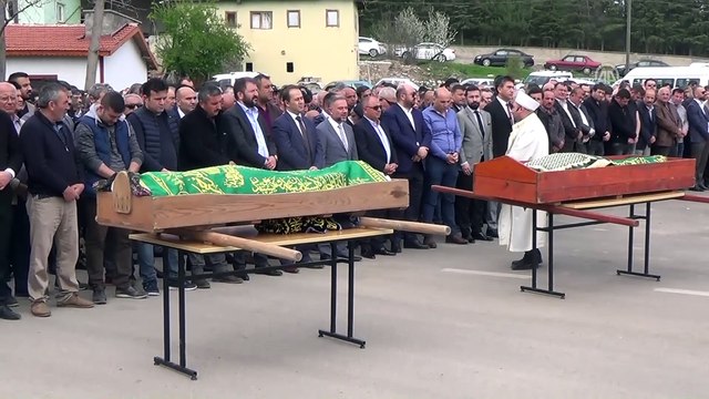 Doğum günü kutlamasından dönerken kazada ölen çift toprağa verildi - ANKARA