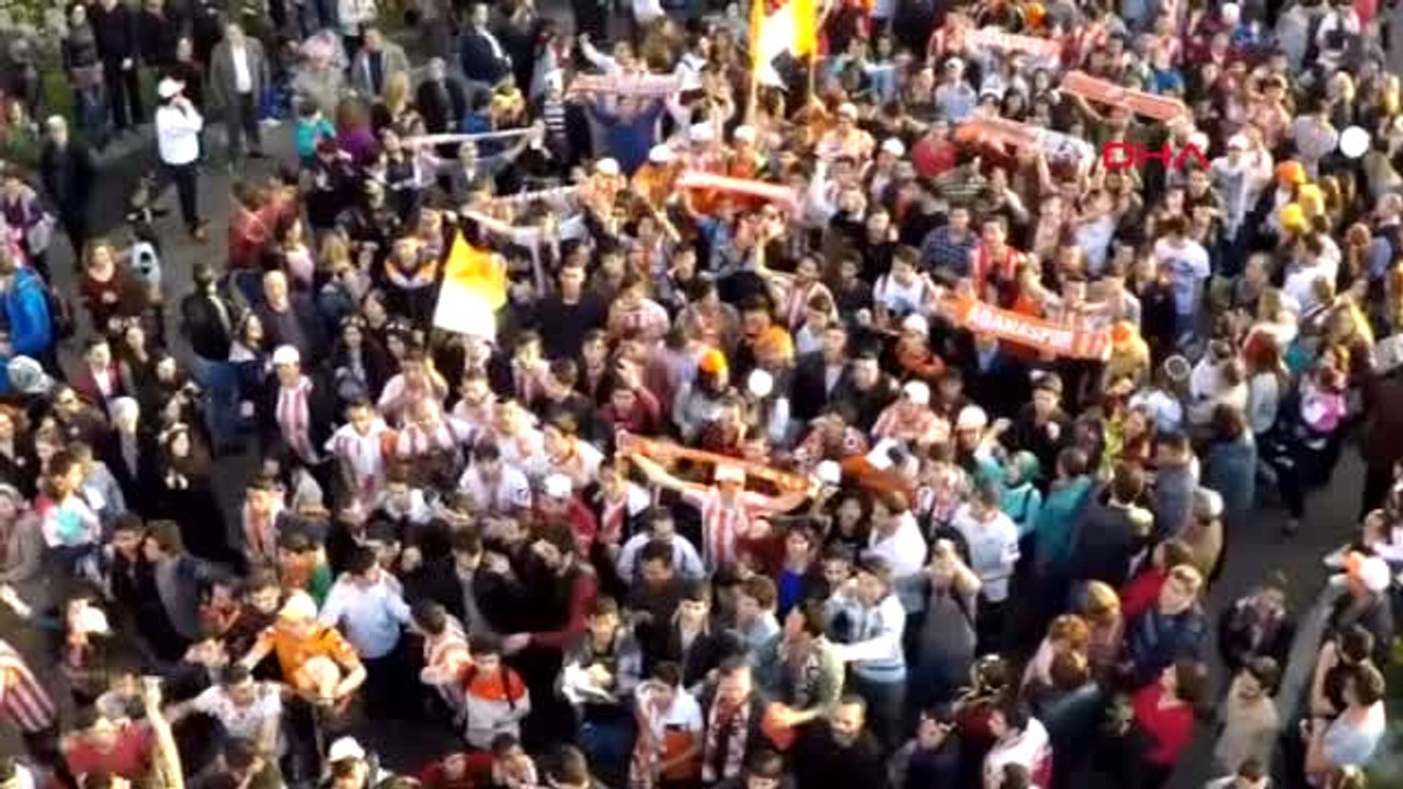 Adana'da Karnaval Renkli Görüntülerle Sona Erdi
