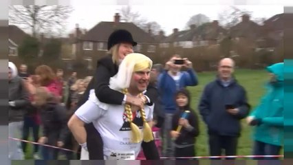 Wife Carrying: o desporto de carregar a mulher