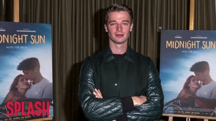 Patrick Schwarzenegger doesn't feel pressured by parents' fame