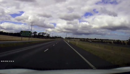 Holden Vetra Fails to Yield