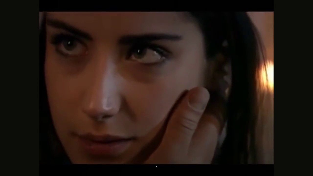 Cagatay Ulusoy & Hazal Kaya - I Luv You