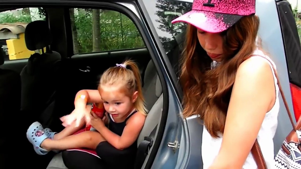 [VLOG] Vacances à la mer 2017 Jour 3 - Plage, restaurant et glaces ! Holidays !